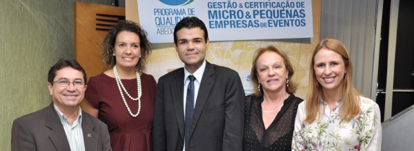 Alcir Porto e Andrea Faria, do Sebrae, Hermano Bezerra, Anita Pires e Gabrielle Nobre, ABEOC BRASIL